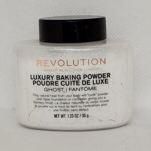 NEW ~Revolution Ghost Luxury Baking
Powder 1.23 oz
